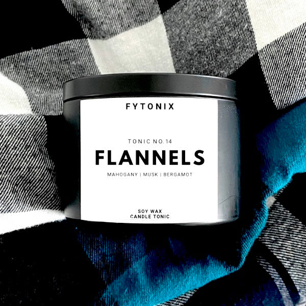 FLANNELS CANDLE TONIC 100% soy wax + wood wick (2oz & 5oz black tin)