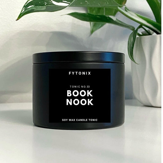 BOOK NOOK CANDLE TONIC 100% soy wax + wood wick 5oz black tin