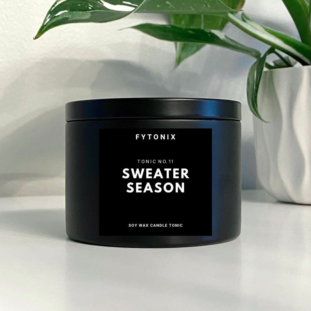 SWEATER SEASON SOY WAX CANDLE TONIC 5oz schwarzes Blechglas